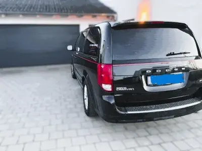 Usata Dodge Grand Caravan 287 CV (211 kW) 2016 Nero Monovolume