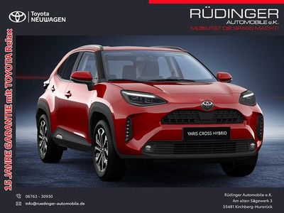Neu Toyota Yaris Cross 131 PS (96 kW) 2026 Rot SUV
