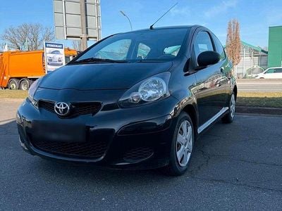 Gebraucht Toyota Aygo 68 PS (50 kW) 2009 Schwarz Kleinwagen