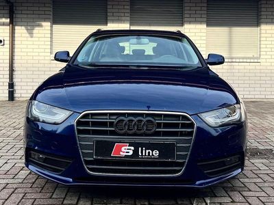Blau Gebraucht 2012 Audi A4 Ambiente Kombi | 7.900 € (Fairer Preis)