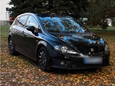 Usata Seat Leon 125 CV (91 kW) 2009 Nero Utilitaria