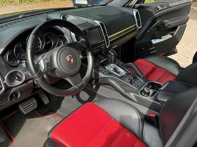 Schwarz Gebraucht 2011 Porsche Cayenne Turbo SUV | 24.500 € (Teuer)