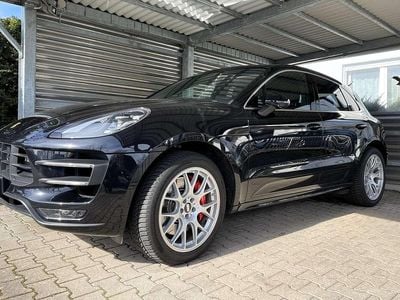 Second-hand Porsche Macan Turbo Performance Package 441 CP (324 kW) 2017 Negru SUV