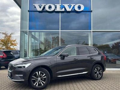 731 platinum grey metallic Gebraucht 2022 Volvo XC60 Core SUV | 35.400 € (Guter Preis)