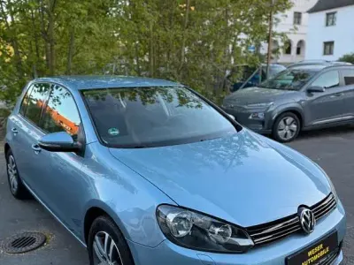 Usata VW Golf VI Comfortline 80 CV (58 kW) 2009 Blu Utilitaria