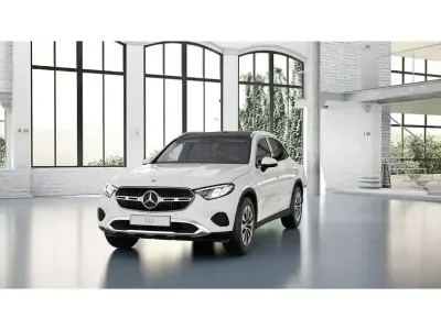 Gebraucht Mercedes GLC220 Avantgarde 197 PS (144 kW) 2023 Weiß SUV