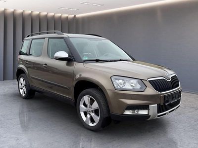 Usata Skoda Yeti Elegance 170 CV (125 kW) 2014 Marrone SUV