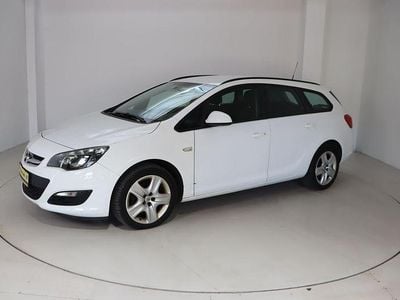 Gebraucht Opel Astra 101 PS (74 kW) 2012 Weiß Kombi