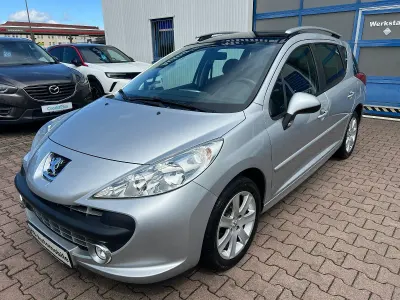 Gebraucht Peugeot 207 Sport 120 PS (88 kW) 2009 Silber Kombi