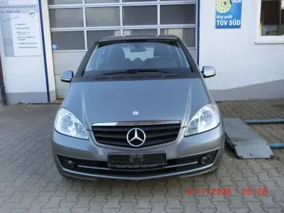 Gebraucht Mercedes A150 95 PS (69 kW) 2009 Grau Van / Kleinbus