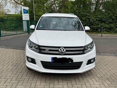 Usata VW Tiguan R-line 140 CV (102 kW) 2015 Bianco SUV