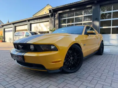 Gebraucht Ford Mustang GT 412 PS (303 kW) 2011 Gelb Coupé