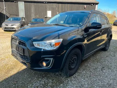Brugt Mitsubishi ASX Invite 117 HK (86 kW) 2015 Sort SUV