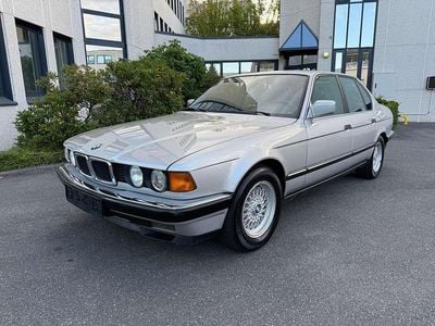 Silber Gebraucht 1993 BMW 740 Limousine | 13.500 €