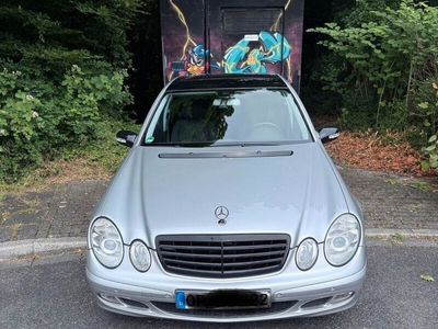 Mercedes E240