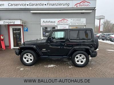 Schwarz Gebraucht 2015 Jeep Wrangler Unlimited Sahara SUV | 25.950 € (Fairer Preis)