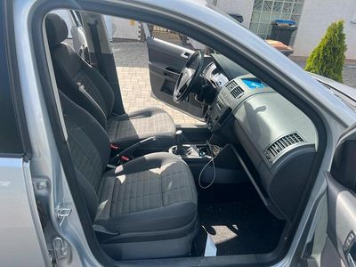 Gebraucht VW Polo 65 PS (47 kW) 2007 Silber Kleinwagen