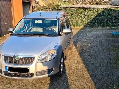 Usata Skoda Roomster 105 CV (77 kW) 2007 Argento Monovolume