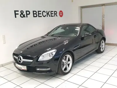 Gebraucht Mercedes SLK250 204 PS (150 kW) 2015 Obsidianschwarz Cabrio