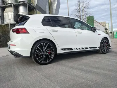Gebraucht VW Golf VIII GTI 300 PS (220 kW) 2023 Limousine
