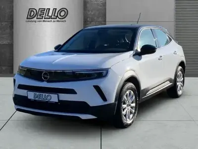 Używany Opel Mokka Edition 101 KM (74 kW) 2022 Biały SUV