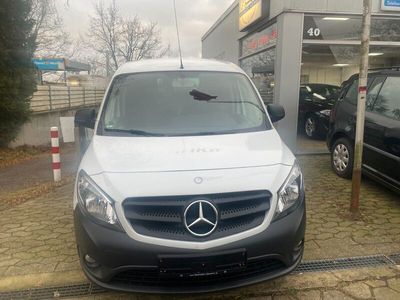 Mercedes Citan 109