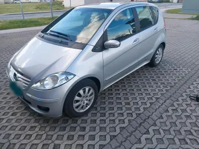 Gebraucht Mercedes A180 Elegance 109 PS (80 kW) 2007 Silber Limousine