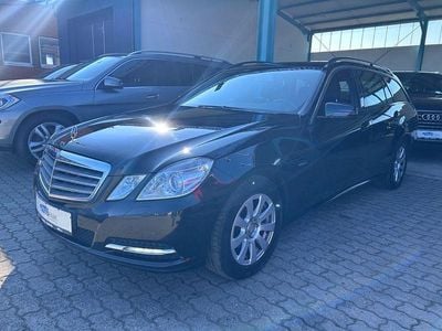 Gebraucht Mercedes E220 170 PS (125 kW) 2012 Schwarz Kombi