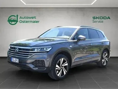 Gebraucht VW Touareg 286 PS (210 kW) 2021 Grau SUV