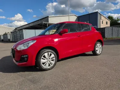 Gebraucht Suzuki Swift Comfort 90 PS (66 kW) 2019 Rot Kleinwagen