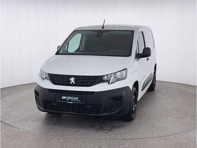 Gebraucht Peugeot Partner Premium 102 PS (75 kW) 2022 Weiß Van / Kleinbus