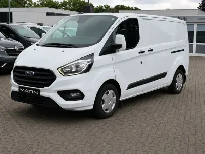 Gebraucht Ford Transit Custom Trend 131 PS (96 kW) 2020 Weiß Van / Kleinbus