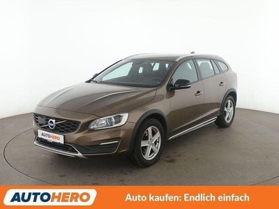 Gebraucht Volvo V60 CC Pro 245 PS (180 kW) 2018 Braun Kombi
