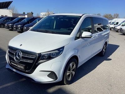 Gebraucht Mercedes EQV300 150 kW (204 PS) 2024 Arktikweiß Van / Kleinbus