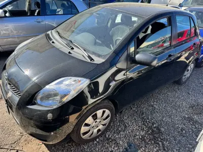 Brugt Toyota Yaris 101 HK (74 kW) 2009 Sort Hatchback