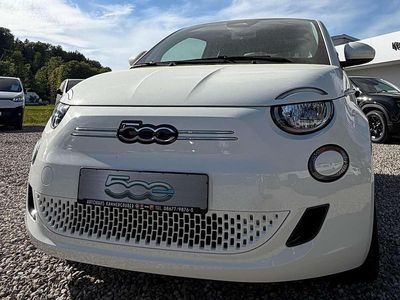 Second-hand Fiat 500e Action 69 kW (95 CP) 2022 Alb Hatchback