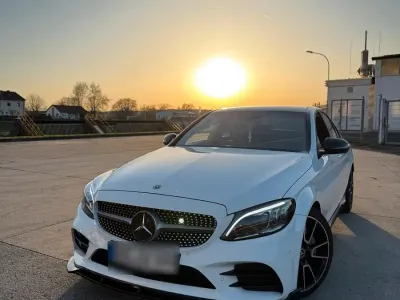 Gebraucht Mercedes C400 AMG line 333 PS (244 kW) 2019 Weiß Limousine