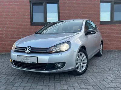 Gebraucht VW Golf VI Style 105 PS (77 kW) 2011 Silber Kleinwagen