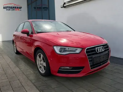 Gebraucht Audi A3 Ambition 110 PS (80 kW) 2016 Rot Limousine