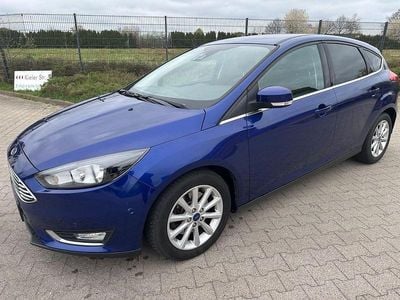 Begagnad Ford Focus Titanium 150 HK (110 kW) 2016 Blå Sedan