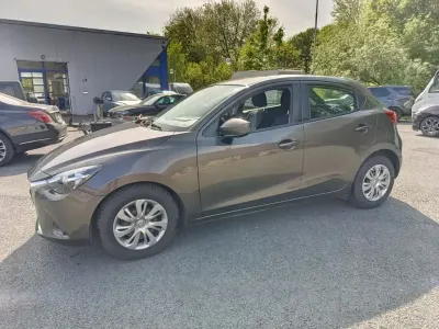 Brugt Mazda 2 Center-Line 75 HK (55 kW) 2015 Brun Sedan