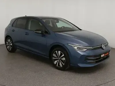 Second-hand VW Golf VIII Goal 150 CP (110 kW) 2025 Albastru Berlinǎ