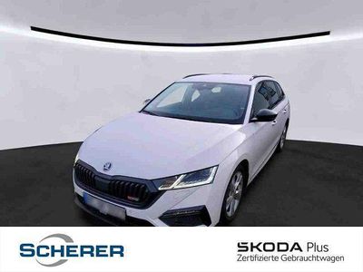 Weiß Gebraucht 2022 Skoda Octavia RS Kombi | 31.380 € (Fairer Preis)