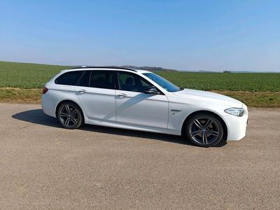 gebraucht BMW 520 F11 d M Paket Vollausstattung 19Zoll Ahk HUD no 530d