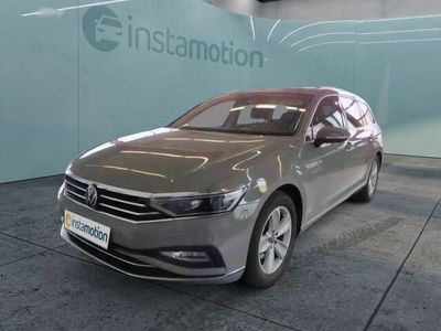 Grau Gebraucht 2022 VW Passat Elegance Kombi | 25.730 € (Fairer Preis)
