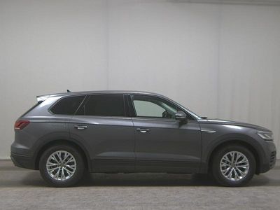 Gebraucht VW Touareg 231 PS (169 kW) 2022 Grau SUV