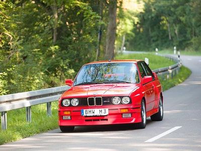 Gebraucht BMW M3 Performance 215 PS (158 kW) 1990 Rot Limousine