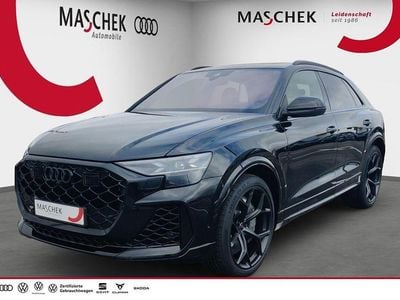 Mythosschwarz metallic Gebraucht 2025 Audi RS Q8 Ambiente SUV | 143.777 € (Guter Preis)