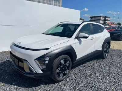 Usata Hyundai Kona 120 CV (88 kW) 2024 Bianco SUV