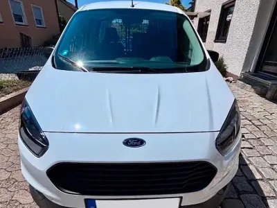 Gebraucht Ford Transit 75 PS (55 kW) 2023 Weiß Limousine